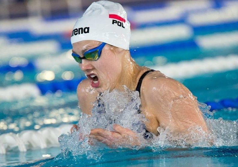 WERONIKA HALLMANN WYSTARTUJE W