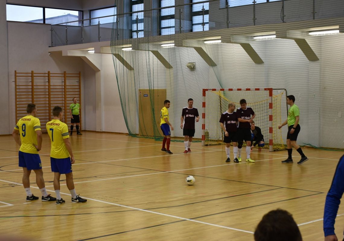 Turniej Halowy Piłki Nożnej o