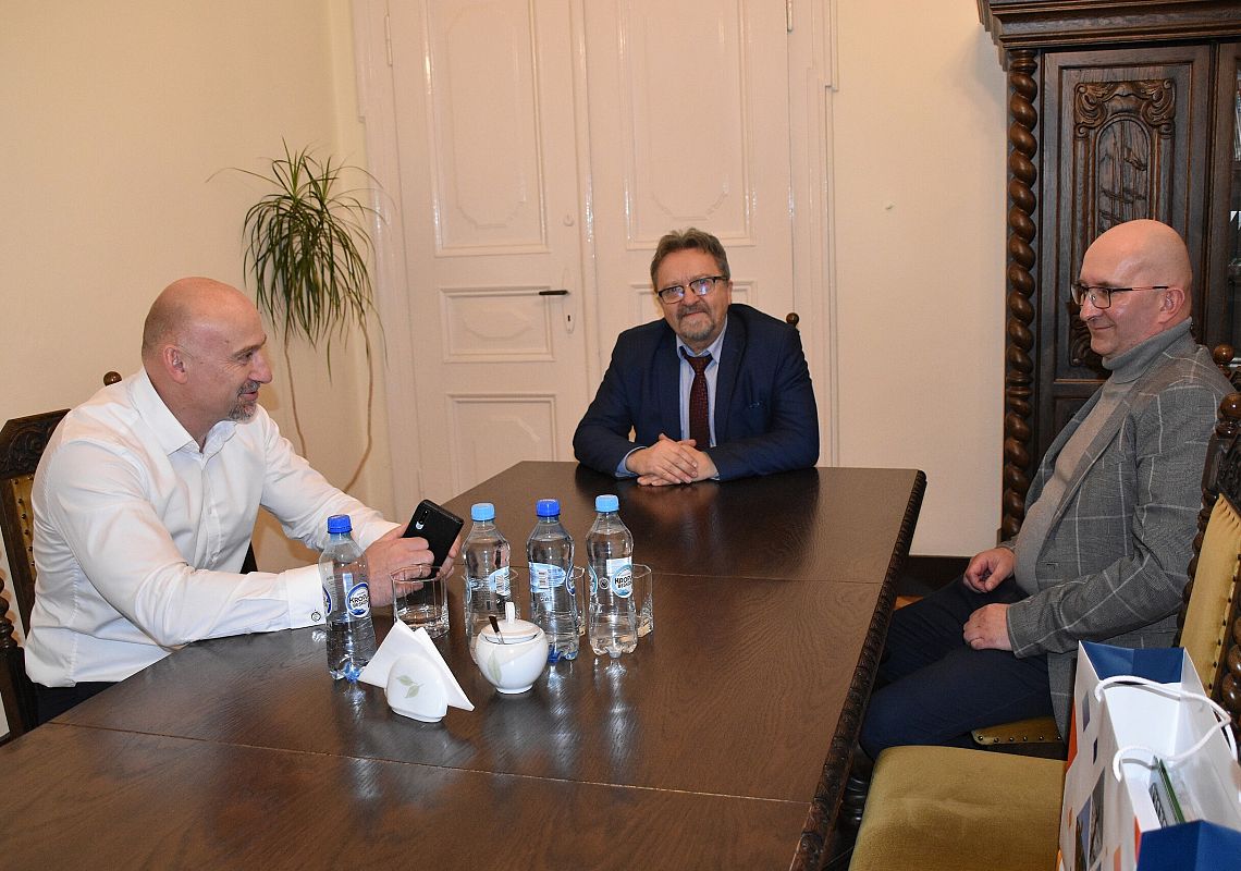 Od lewej: D. Waleśkiewicz -