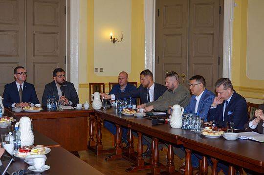 Samorządowcy obradowali na