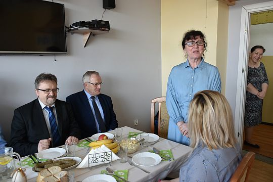 Wielkanocne śniadanie w