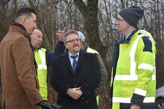 Do Janowic nową nawierzchnią