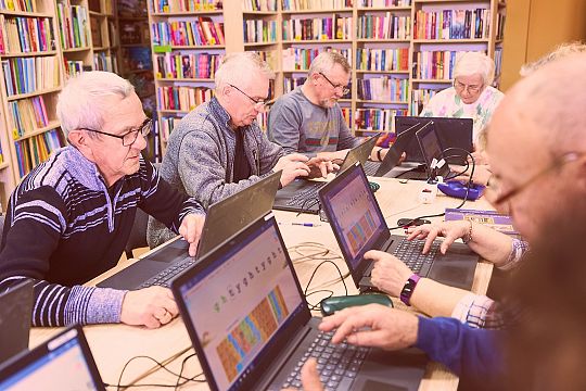 Kursy komputerowe dla seniorów