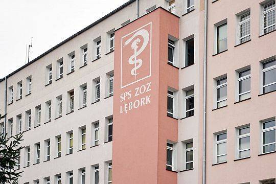 Szczepienia przeciw COVID-19 w