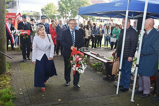 By nie zginęła pamięć