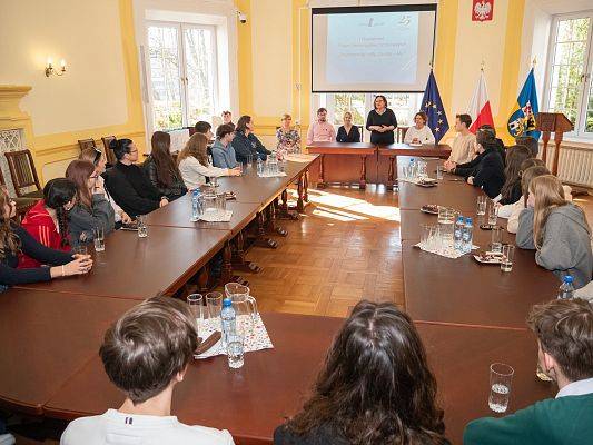 W starostwie obradowało I