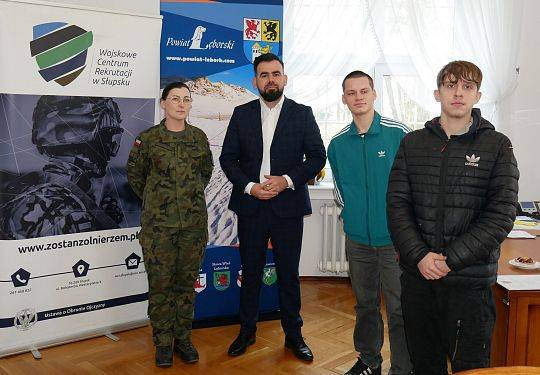 Wojsko kwalifikuje do służby