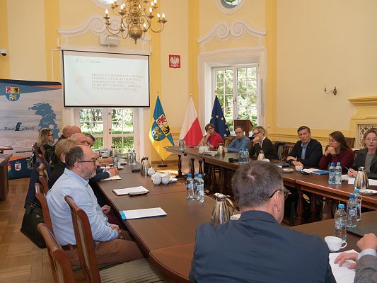 Obradowały struktury