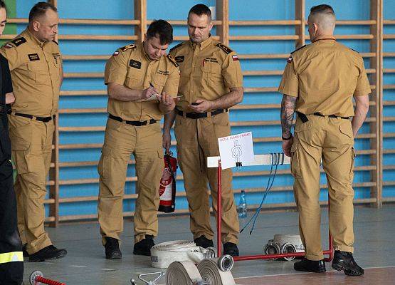 II Powiatowe Halowe Zawody