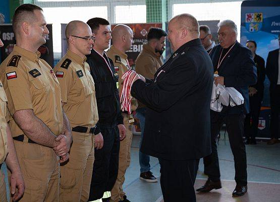 II Powiatowe Halowe Zawody