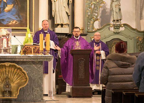 Uroczystości pod tablicą