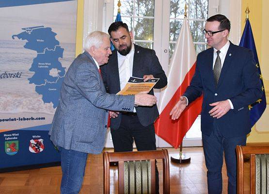 Umowy grantowe dla NGO