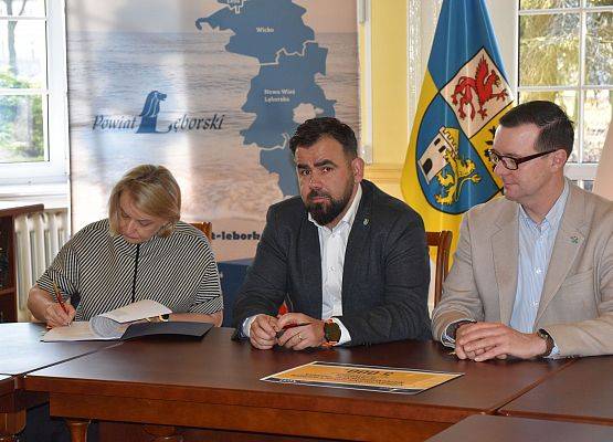 Umowy grantowe dla NGO