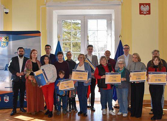 Umowy grantowe dla NGO