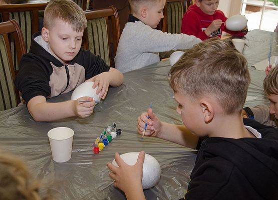 Wspólne malowanie świątecznych