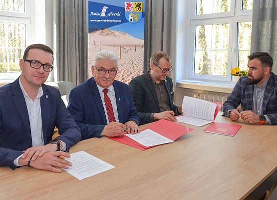 Podpisanie umów na wsparcie