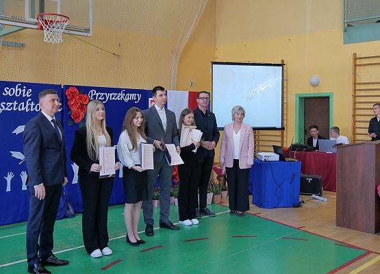 Pożegnanie maturzystów w