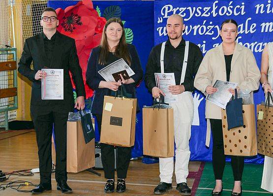 Pożegnanie maturzystów w