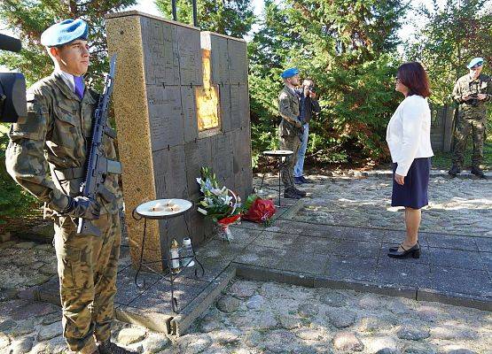 „Z drugiej strony drogi” –