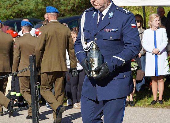 „Z drugiej strony drogi” –