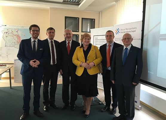 Konsultacje społeczne projektu