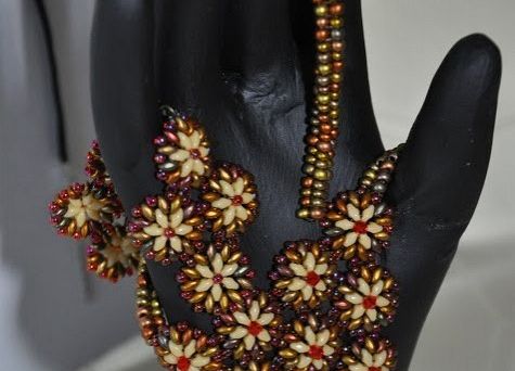 Wystawa biżuterii Leonory