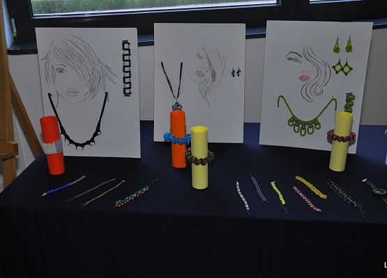 Wystawa biżuterii Leonory