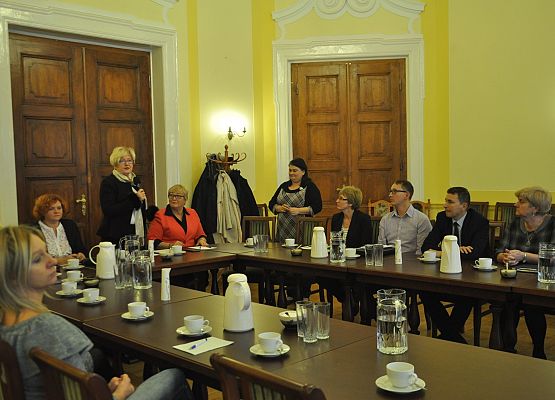 PROJEKT AKTYWIZUJĄCY