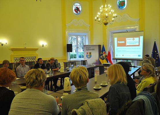 PROJEKT AKTYWIZUJĄCY