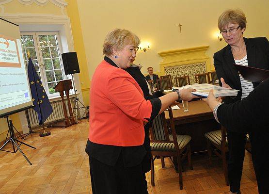 PROJEKT AKTYWIZUJĄCY