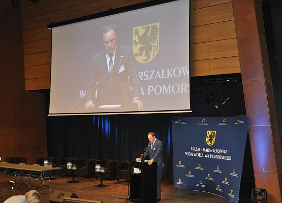PROJEKTY Z ZAKRESU SZKOLNICTWA