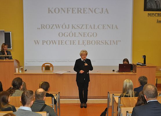 Eksperymentalna i widowiskowa