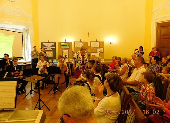 MAJ RODZICIELSTWA ZASTĘPCZEGO