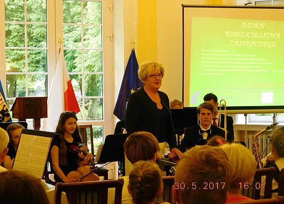 MAJ RODZICIELSTWA ZASTĘPCZEGO