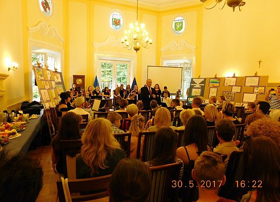 MAJ RODZICIELSTWA ZASTĘPCZEGO