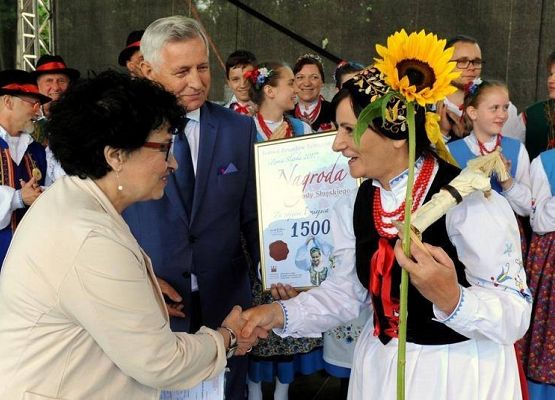 I MIEJSCE ZESPOŁU PIEŚNI I