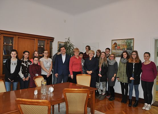 Młodzież z wizytą w Starostwie