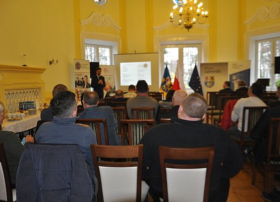 Kredyty i poręczenia dla