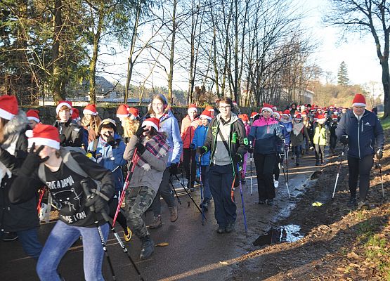 V Mikołajkowe Nordic Walking w