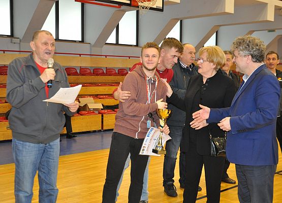 Max-Bruk znowu na TOPie