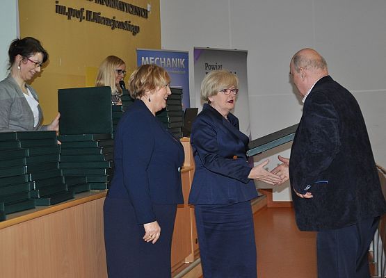 Konferencja "Staże i