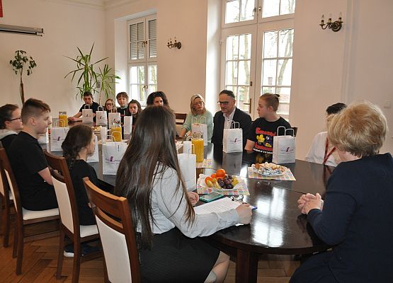 Edukacja obywatelska na żywo