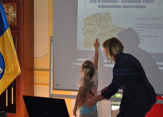 Przedszkolaki u starosty