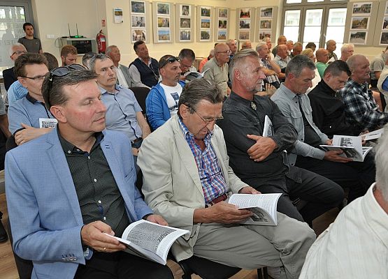 Klubowa monografia rocznicowa