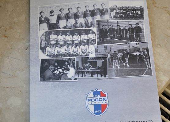 Klubowa monografia rocznicowa