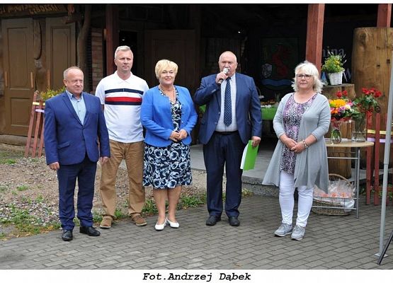 Martwa natura poplenerowo