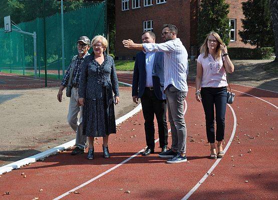 Lekkoatletyczny stadion z