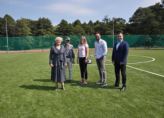 Lekkoatletyczny stadion z