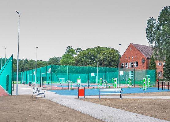 Lekkoatletyczny stadion z