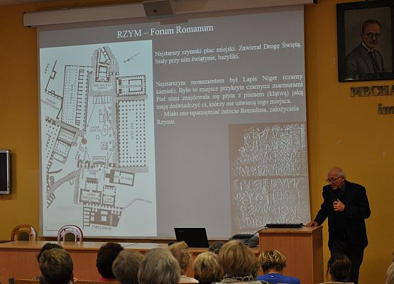 Uniwersytet zainaugurował rok